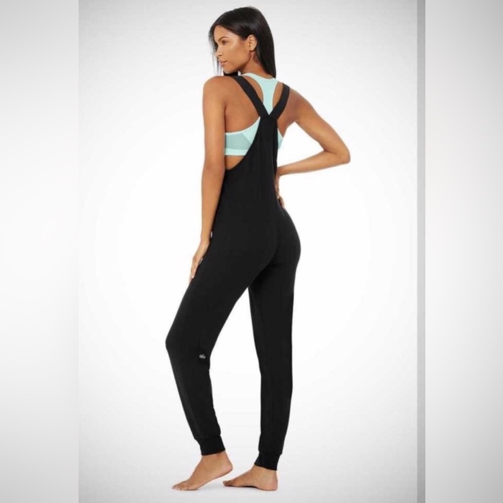 NWT ALO YOGA, Layback Jumpsuit size Medium